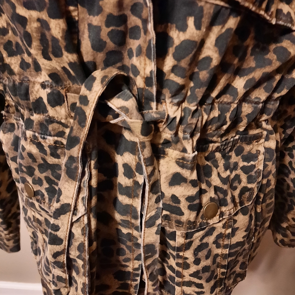 Distressed Leopard Jacket - Picture 3 of 8